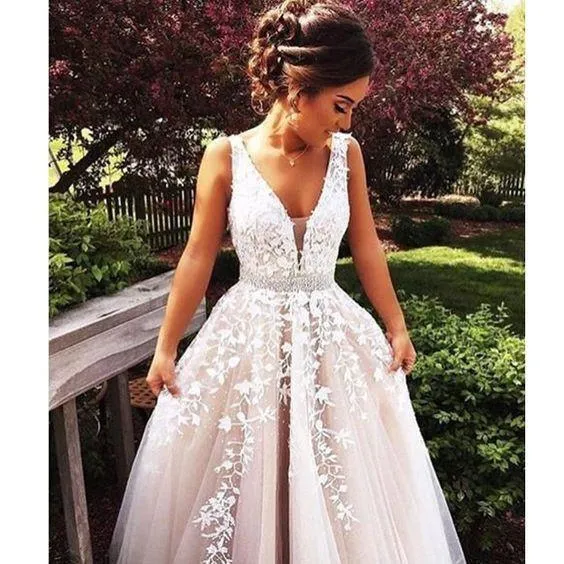 A-line V Neck Light Long Prom Dresses With Tulle A-line/Princess WD207