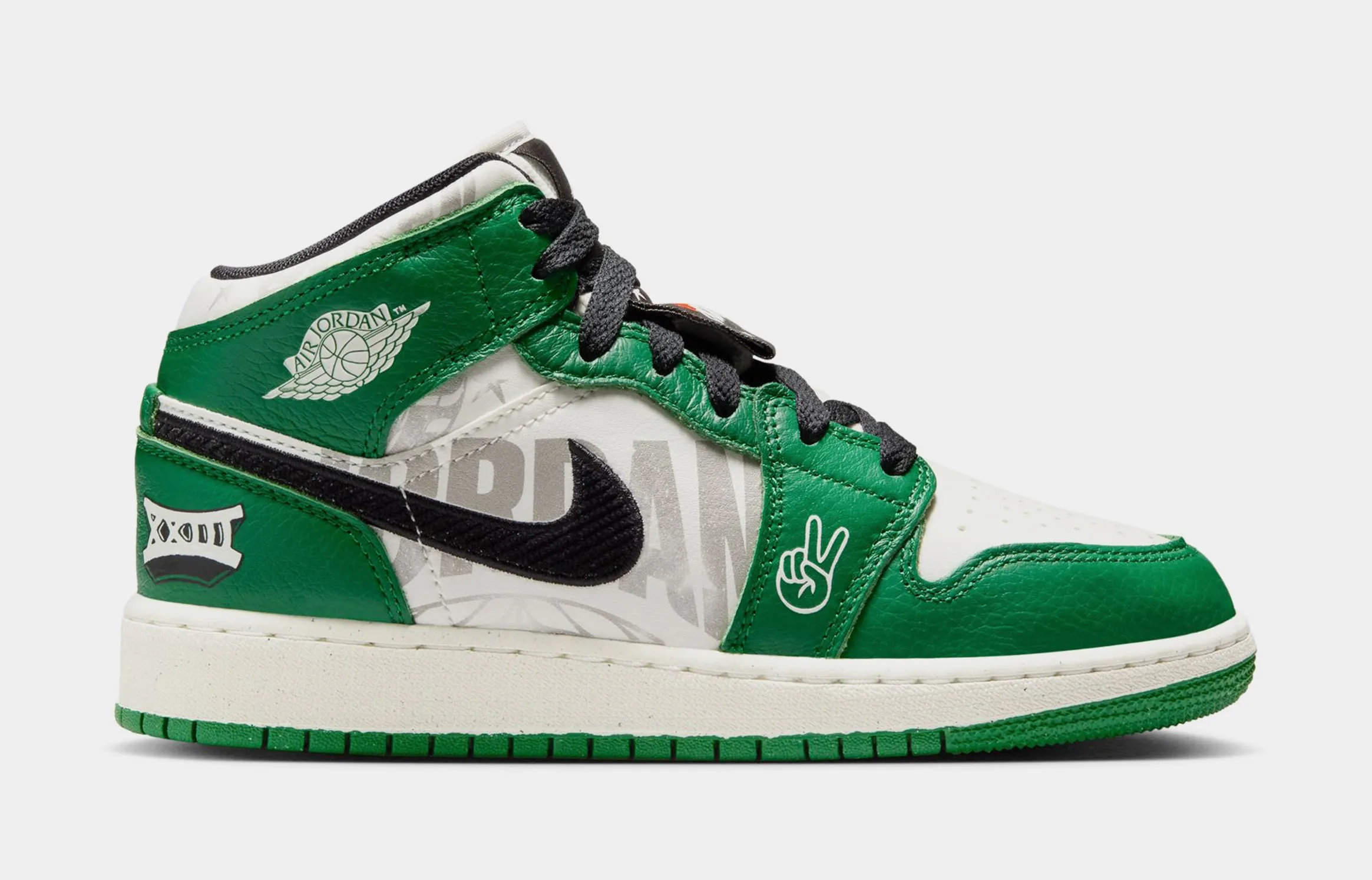 Air Jordan 1 Retro Mid Grade School Lifestyle Shoes (Pine Green/White/Black)