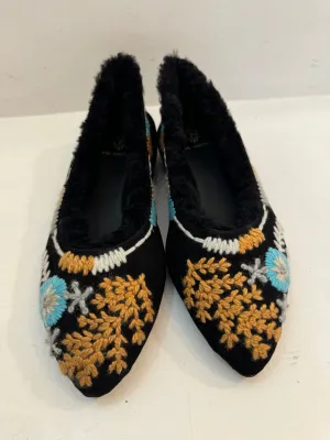 De Siena Black Embroidered Lizzy Ballerina