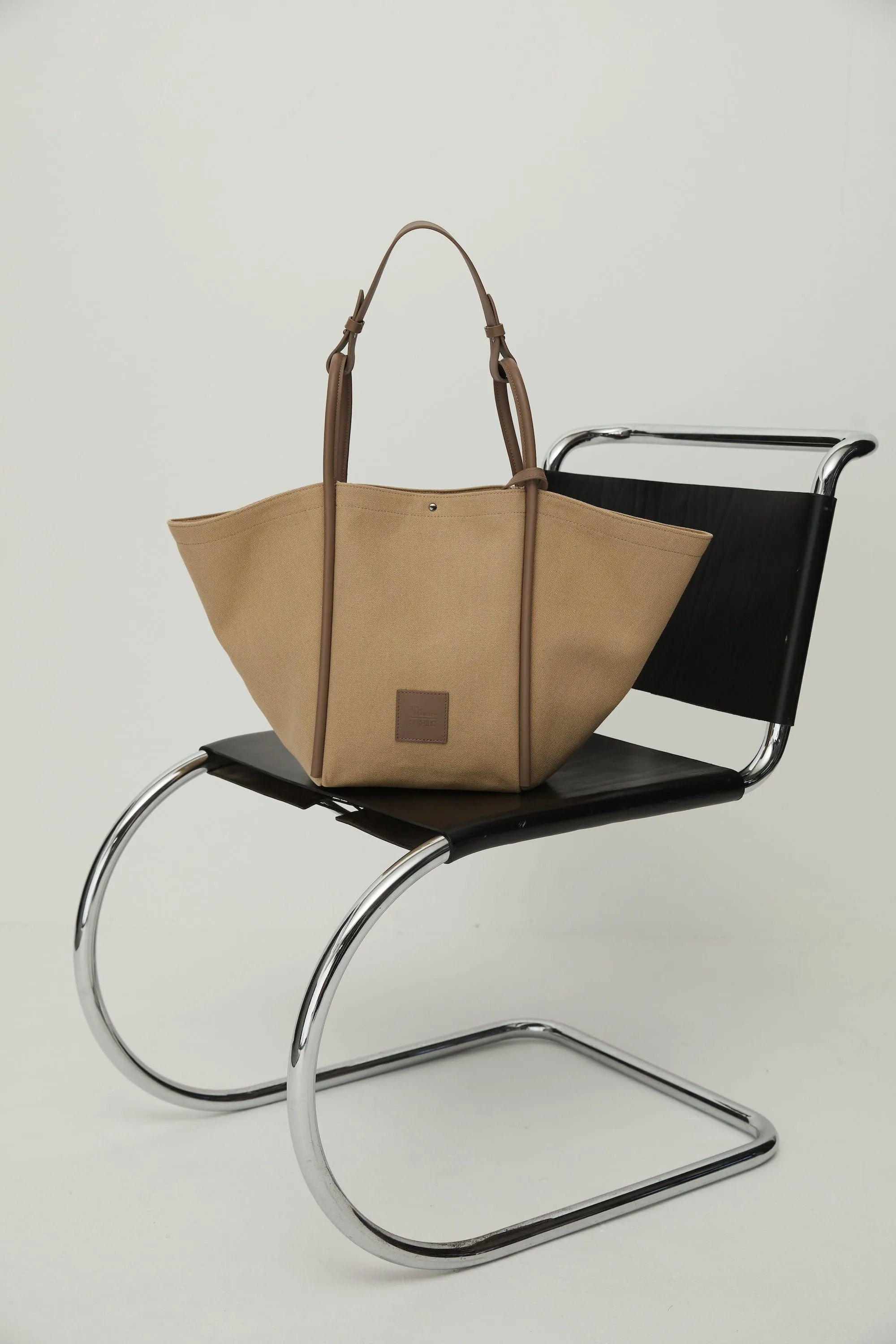 Fifth Avenue Tote - Camel by X NIHILO