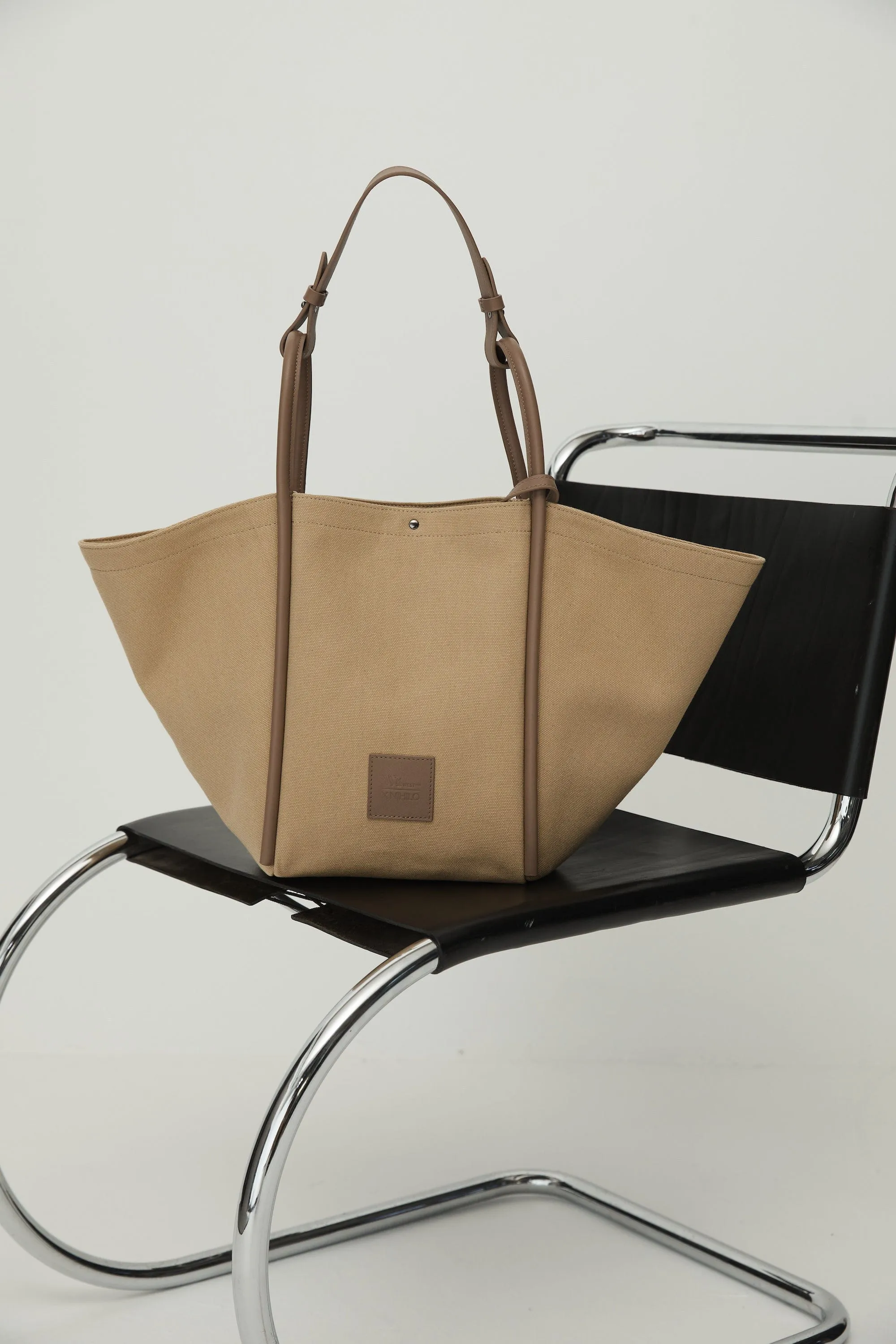 Fifth Avenue Tote - Camel by X NIHILO