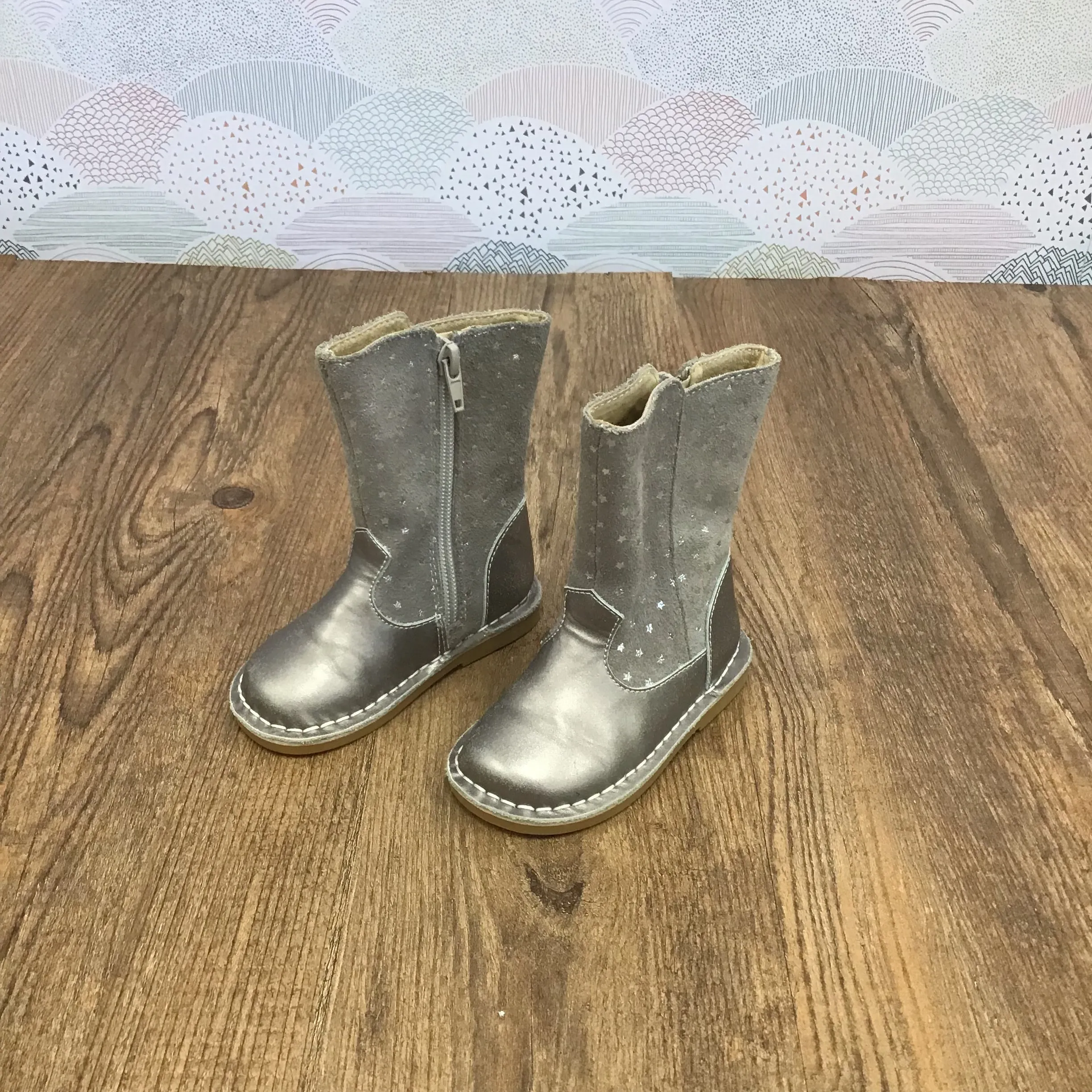 Kids Livie & Luca Boots Size 5