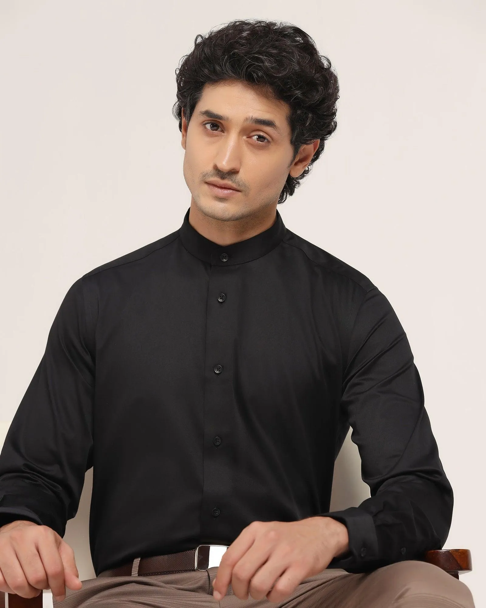 Must Haves Formal Black Solid Shirt - Sailor