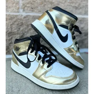 Nike Air Jordan 1 Mid SE in Metallic Gold - Size 8.5