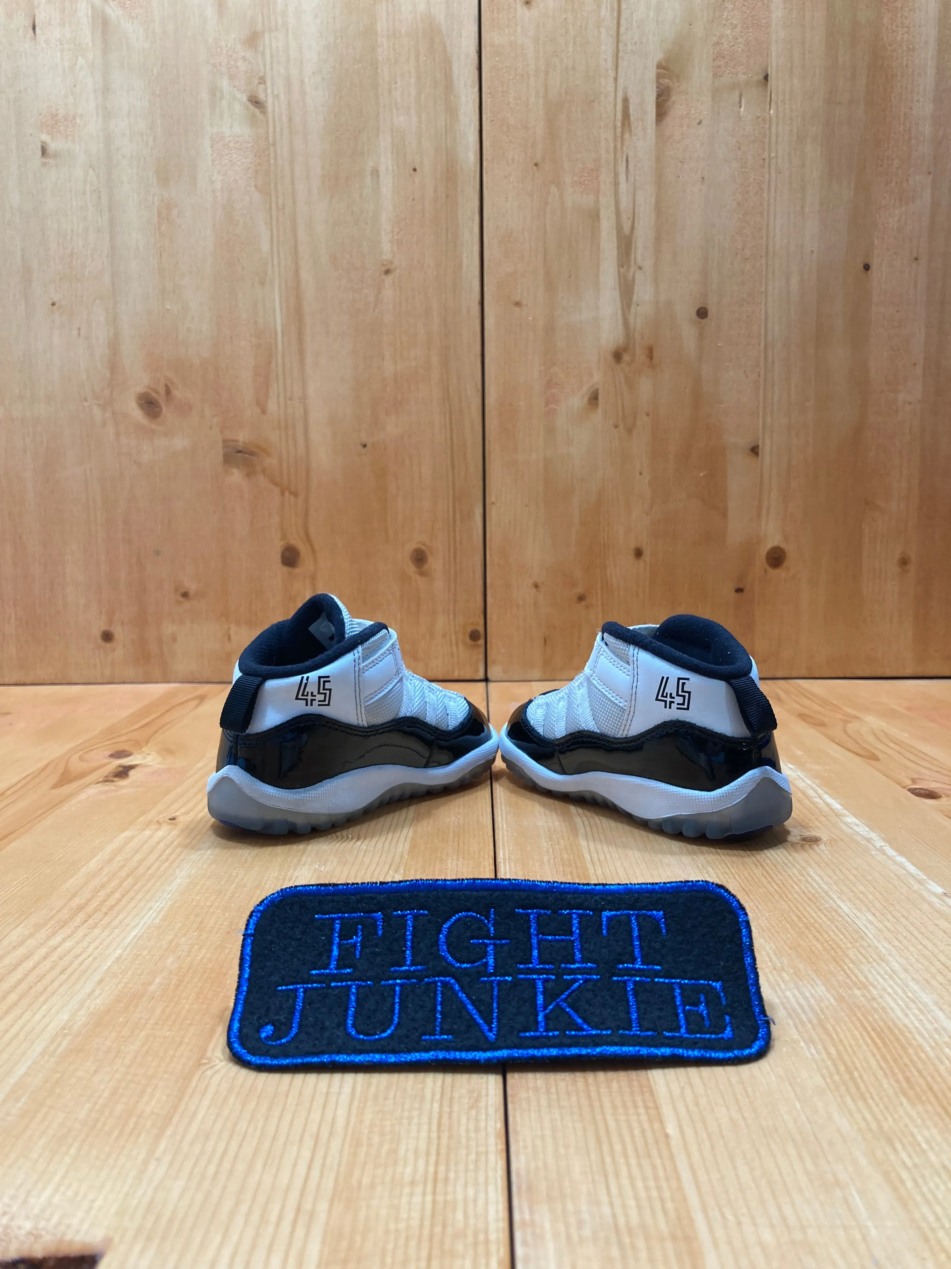 NIKE AIR JORDAN 11 RETRO TD CONCORD Toddler Kids Size 7C Shoes Sneakers White Black Dark Concord 378040-100