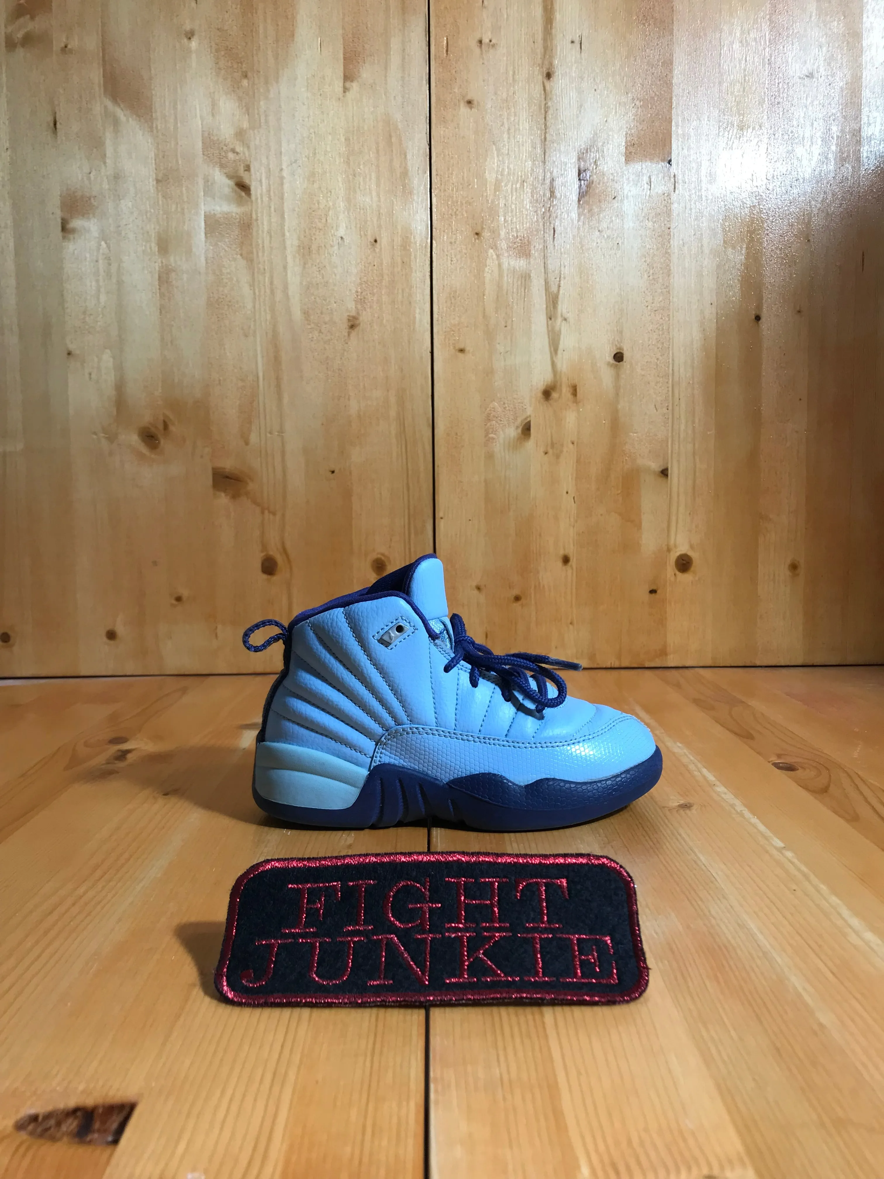 NIKE AIR JORDAN 12 RETRO HORNETS Kids Size 11C Leather Shoes Sneakers Right Only Light Blue 510816-418