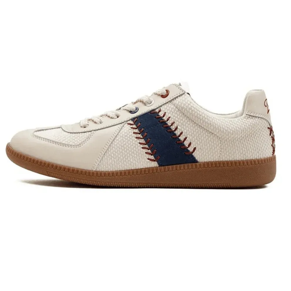 RetroBase 1965 Sneakers