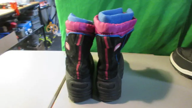 Used Totes Kids Snow Boots Size 2